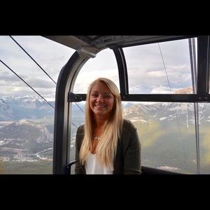 Meet your Posher, Hannah